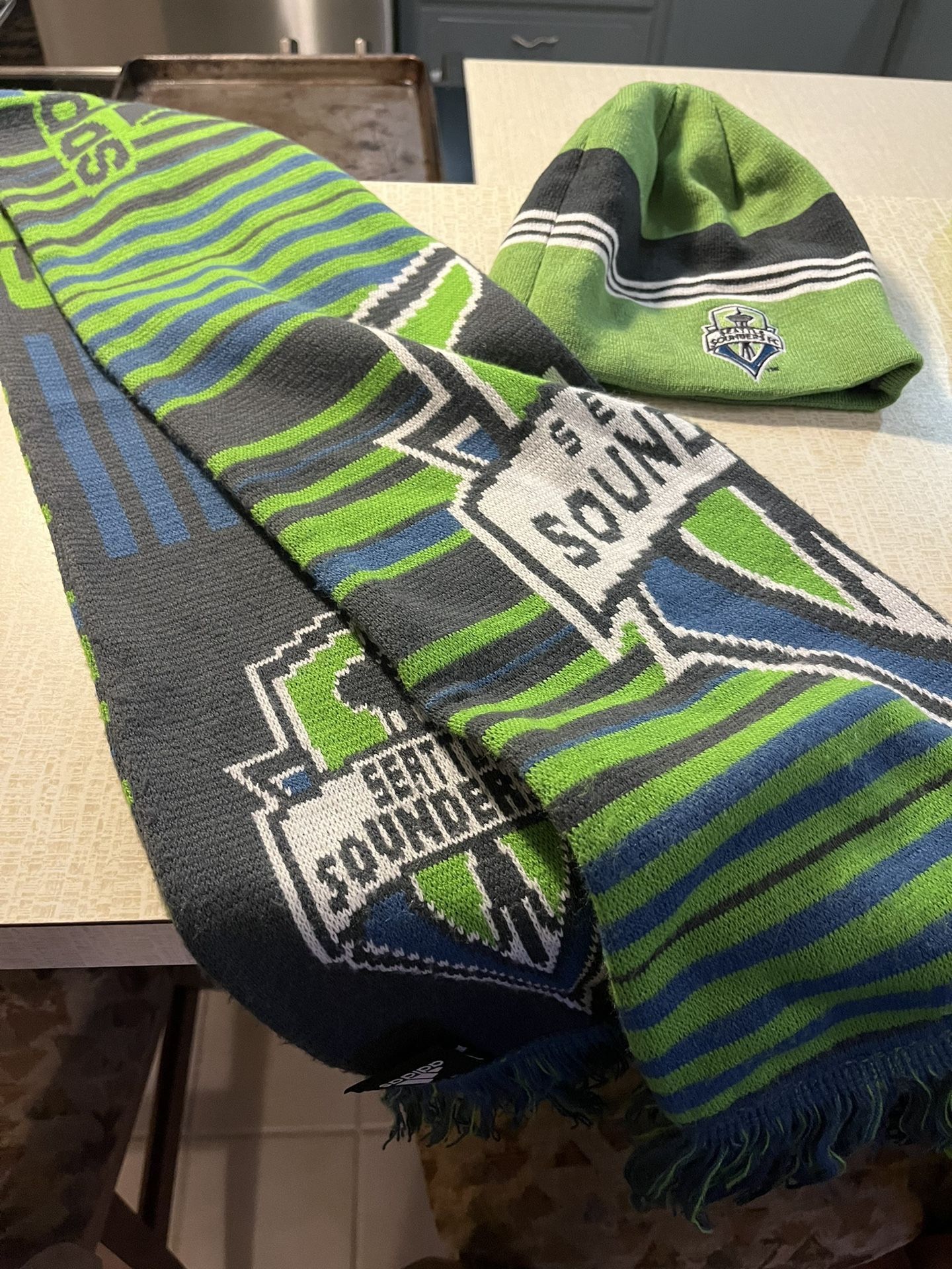 Seattle Sounders Scarf and Hat