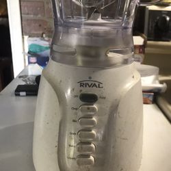 Used RIVAL Blender 