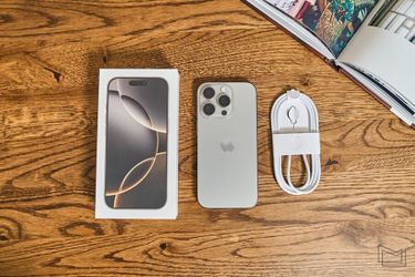 📱 Apple iPhone 16 Pro Max 5G – Starting today only $649 or $1 to Take It Home Today! 