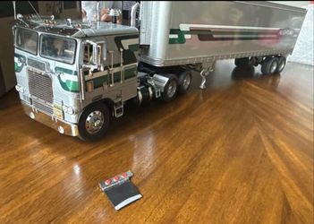 FRANKLIN MINT 1/32 FREIGHTLINER CABOVER WITH REEFER - EXCELLENT/RARE - L@@K!! OBO SHIPPING