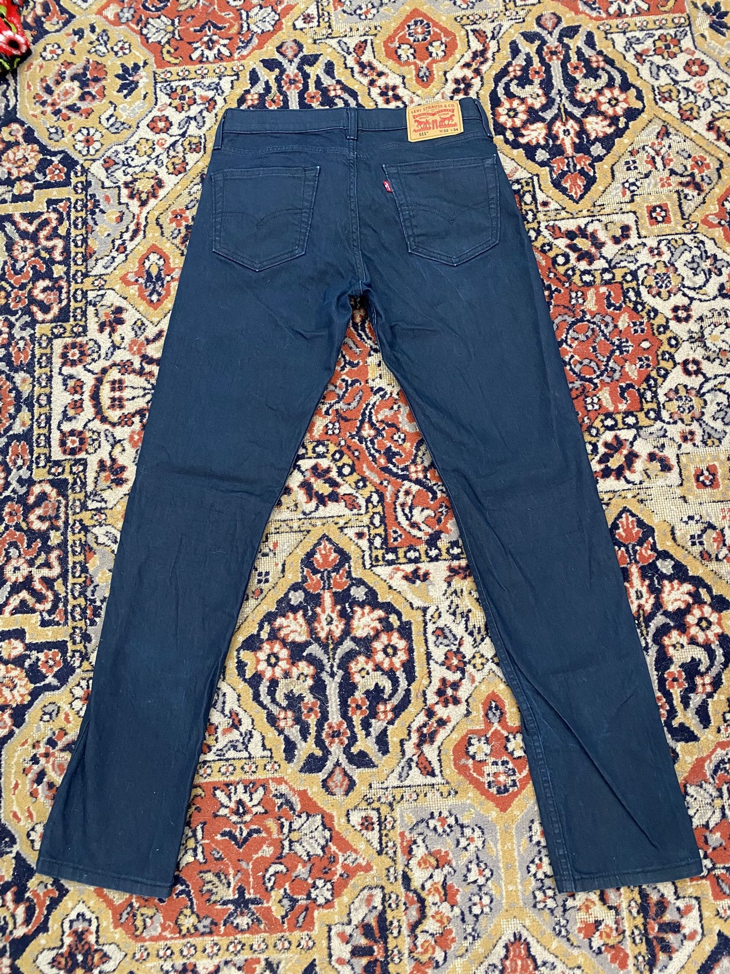 Dark Wash Levi’s 511 32x32 Like Almost New