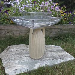 Bird bath /feeder - Art Decor (indoor/outdoor, yard art)