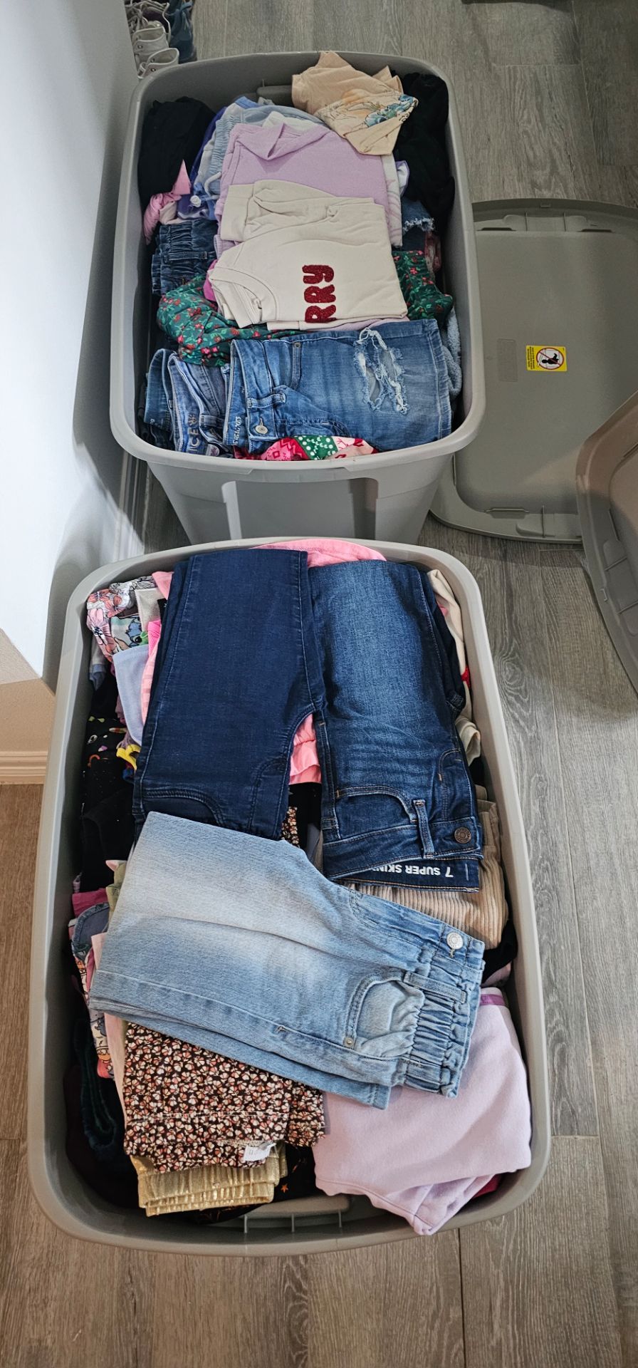 Girls clothes