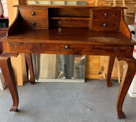 Writing desk