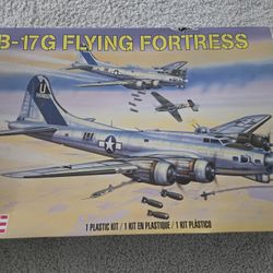 B-17G Flying Fortress Model Kit
