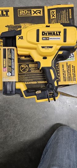 New Dewalt XR 20V 18ga brad nailer