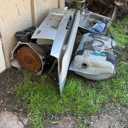 2004 Ford Mustang Parts Out