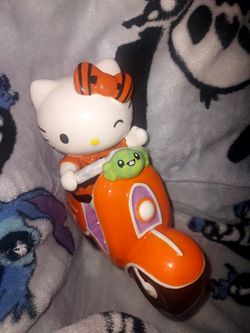 Hello Kitty Halloween Scooter Figurine
