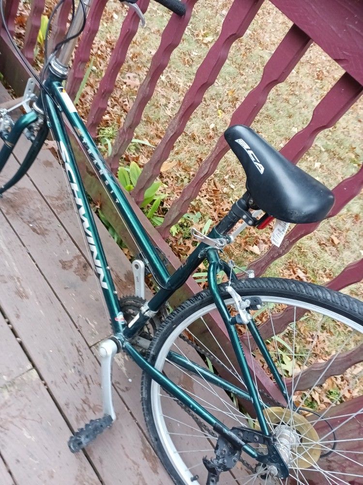 Excellent Schwinn  Bike 