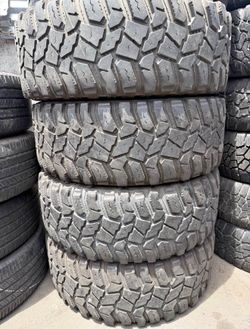 275/70/18 mickey thompson 📍📍 Vendo un set de llantas con 80% de vida las 4 📍🌟