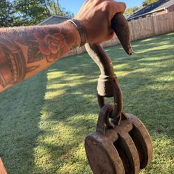 Antique Double Rope Nautical Pulley (used By Local Army Corps Of Engineers)