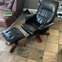 Reclining Chair And Foot Rest 