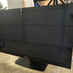 50” Pioneer Plasma Tv