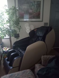 Real Relax Massage Chair