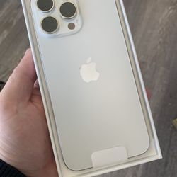New iPhone 15 Pro Max 256GB AT&T Or Cricket