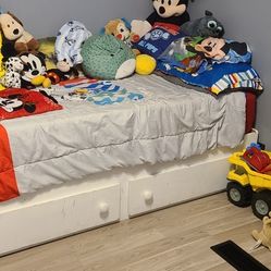 Solid Wood Twin Bed