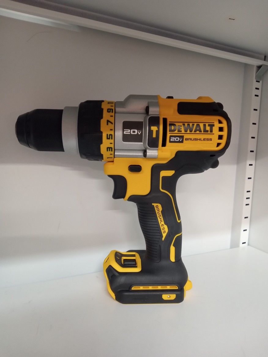 DeWalt New 20v Max Brushless Hammer Drill Driver