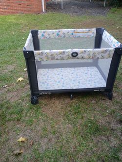 Baby play pin
