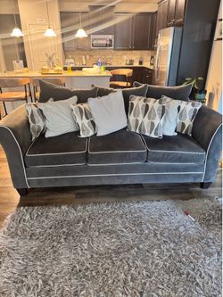Used Good Condition Sofa