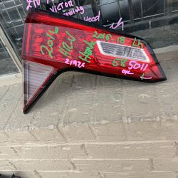 2018 Honda  Hrv  left taillight