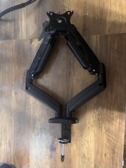 Dual Monitor Arm Mount