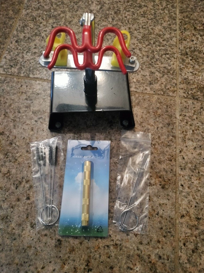 Airbrush Holder And Cleaning Tools