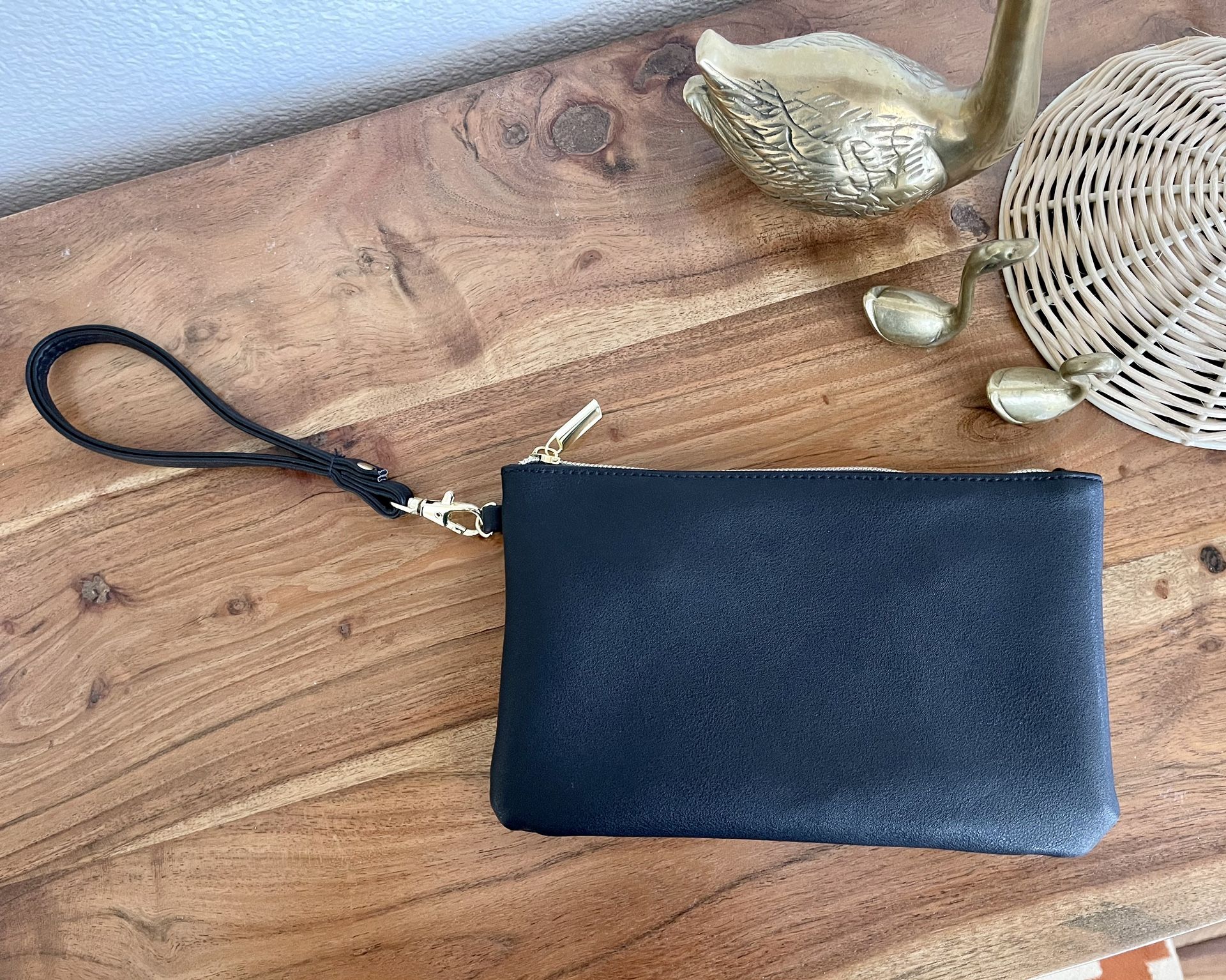NEW Black Wristlet/Cardholder/Wallet