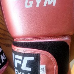 Set Of UFC Boxing Gloves 14oz 