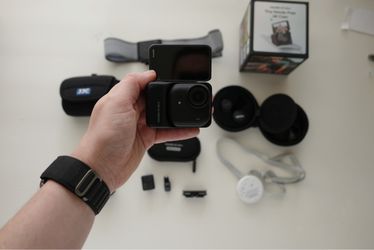 sta360 GO Ultra + Accessory Bundle – Excellent Condition
