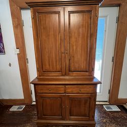 Armoire