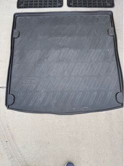 2007-2015 AUDI Q7 OEM CARGO MAT