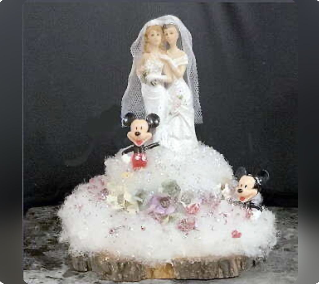 ‘HAPPY WEDDING DAY”