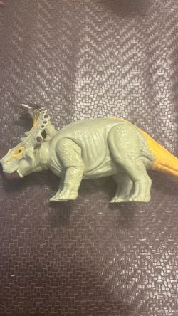 Jurassic World Dominion Roar Strikers Sinoceratops Dinosaur Figure Tested