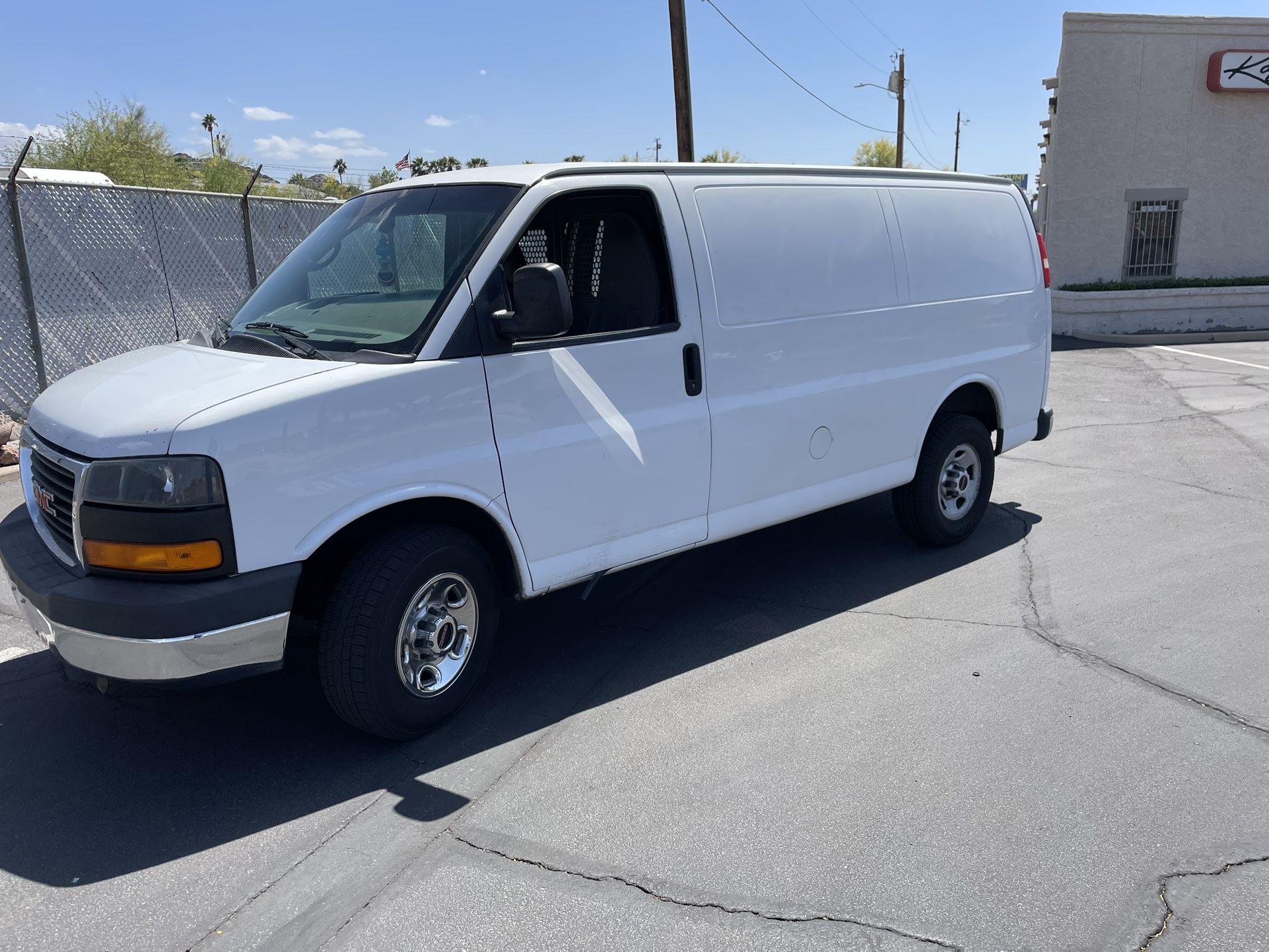 2015 GMC Savana
