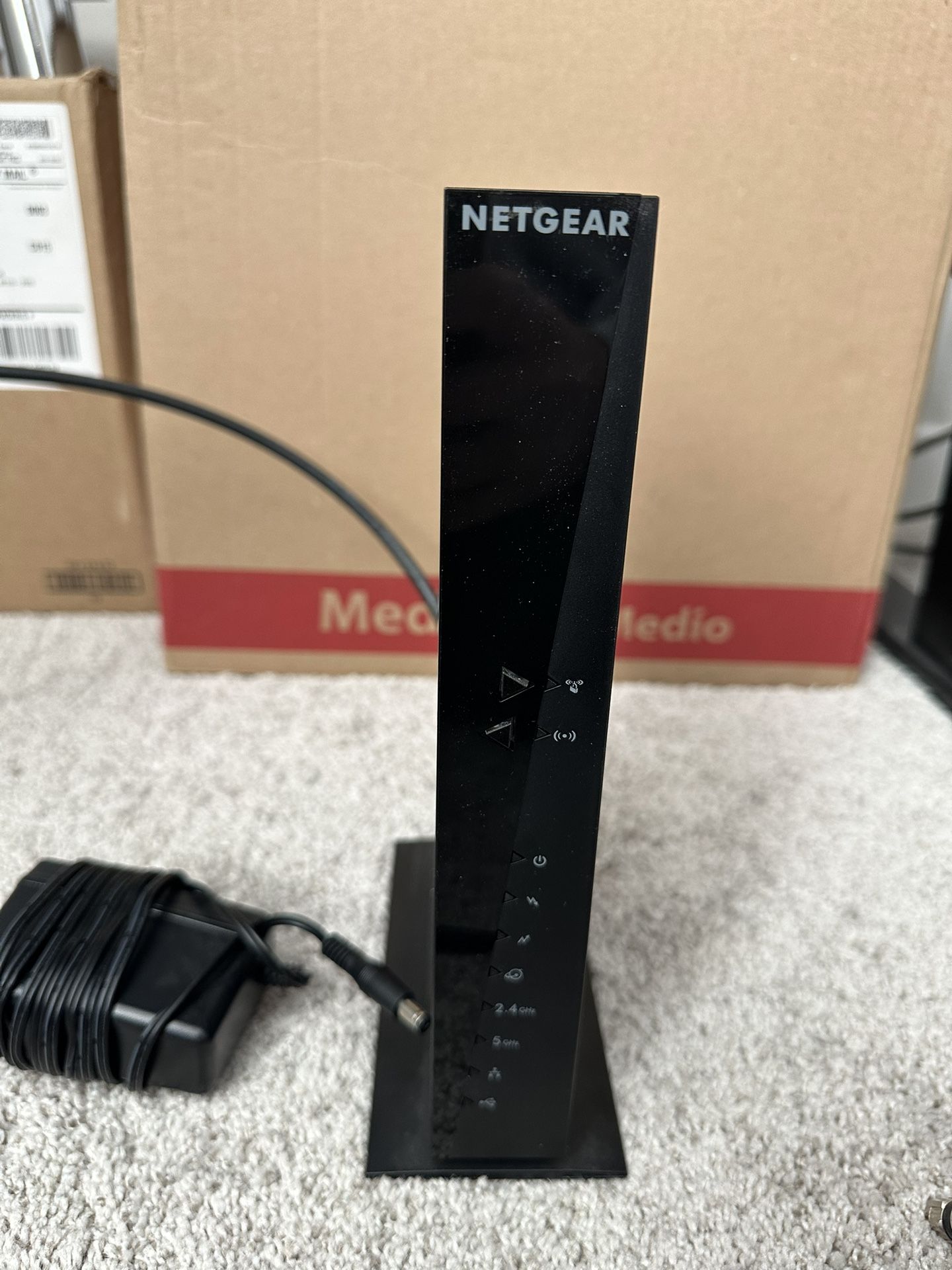 NETGEAR Cable Modem WiFi Router Combo C6300