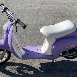 Razor Pocket Mod Electric Scooter/Moped