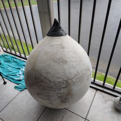 TaylorMade A5 Buoy Boat Fender