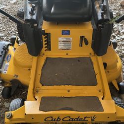 Cub Cadet RZT 
