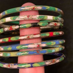 Set Of 7 Vintage Enamel And Gold Tone Chinese Cloisonné Bangle Bracelets 