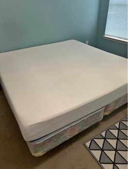 Mattesss king size included box springs