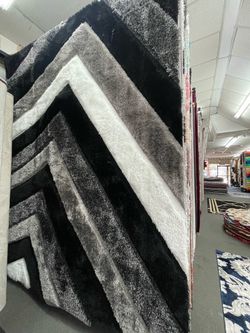 Black and Gray Shaggy Area Rug