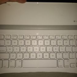 Logitech Ultrathin Bluetooth Keyboard