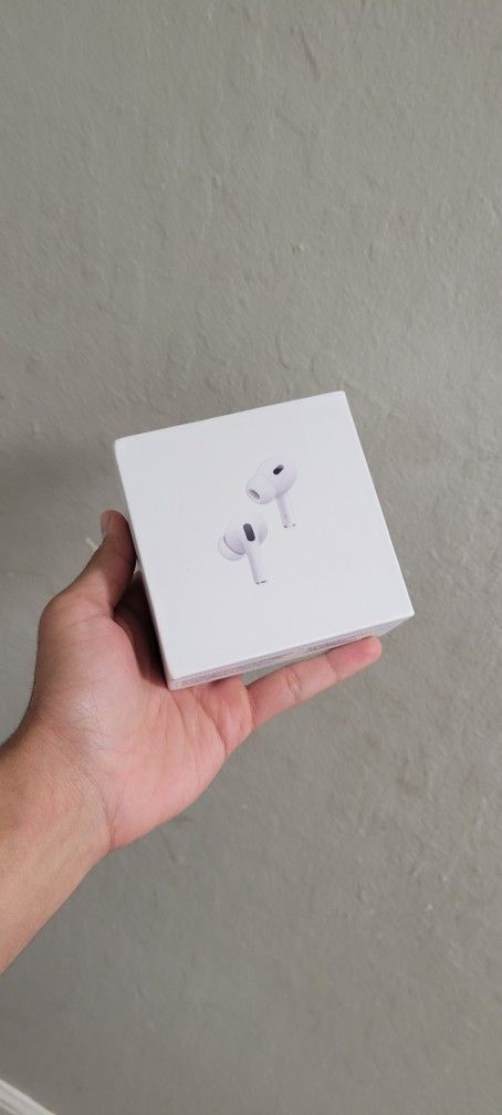 Apple Airpods Pro Gen 2 with USB-C