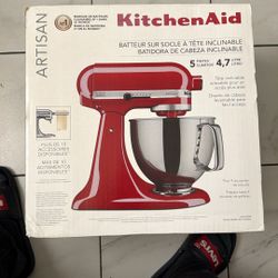 Kitchen Aid 5 Quarts