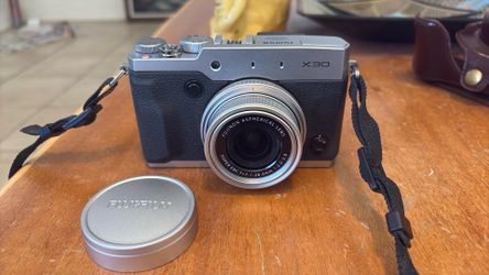 FUJIFILM X-30 In Mint Condition