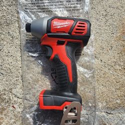 Milwaukee M18 Impact Driver 