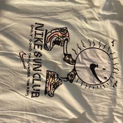 Small Nike Sun Club Tshirt