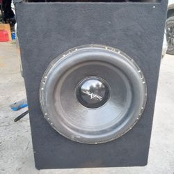 18 Inch  .Skar Audio Speaker With Box