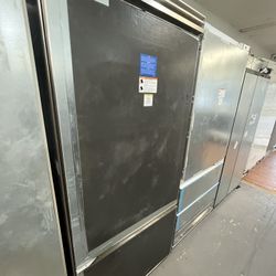 Viking Refrigerator 36”inch Bottom Freezer Panel Ready