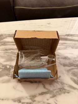 Travel  refillable perfume bottle !